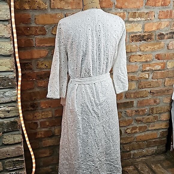 Zara Oversized White Eyelet Women's Maxi dress size XS - Picture 8 of 12